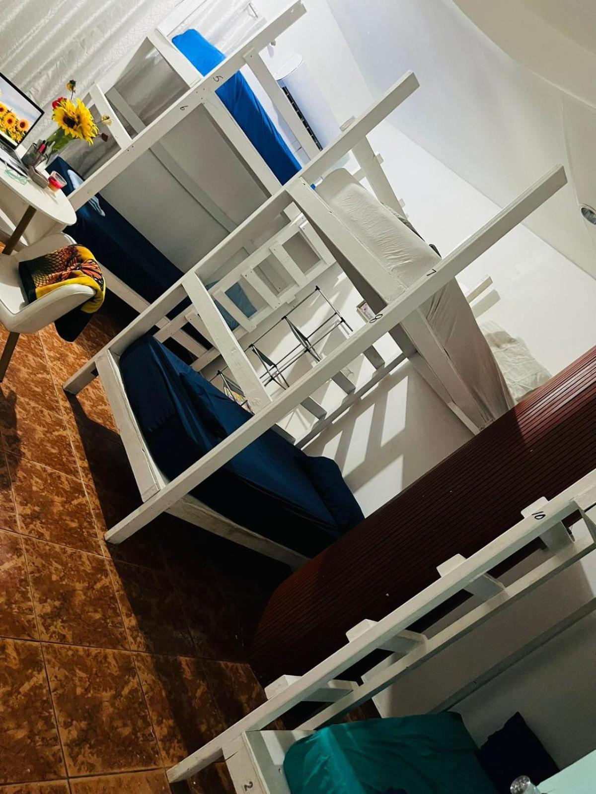 Beach Dorms Сан Хуан Екстериор снимка